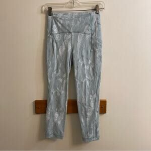 Lululemon Swift Speed High-Rise Crop Leggings Size 4 Chevron Silver Blue